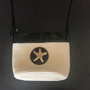 Small Crossbody Seashell Straw Bag - Ivory/Black